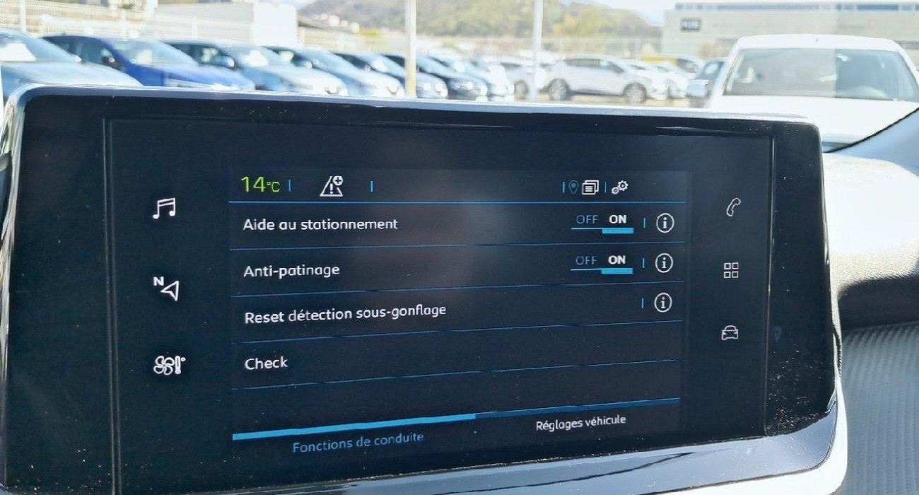 Peugeot 208 208 ELECTRIQUE 50 KWH 136 ACTIVE BUSINESS R 8