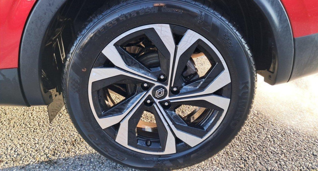 Renault ARKANA E-Tech 145 - 23 Techno 13