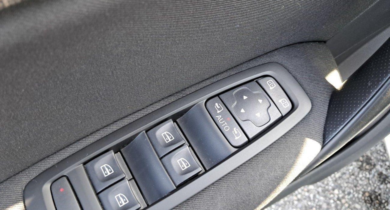 Renault MEGANE ESTATE Mégane IV Estate E-TECH Plug-In Hybride 160 Business 9