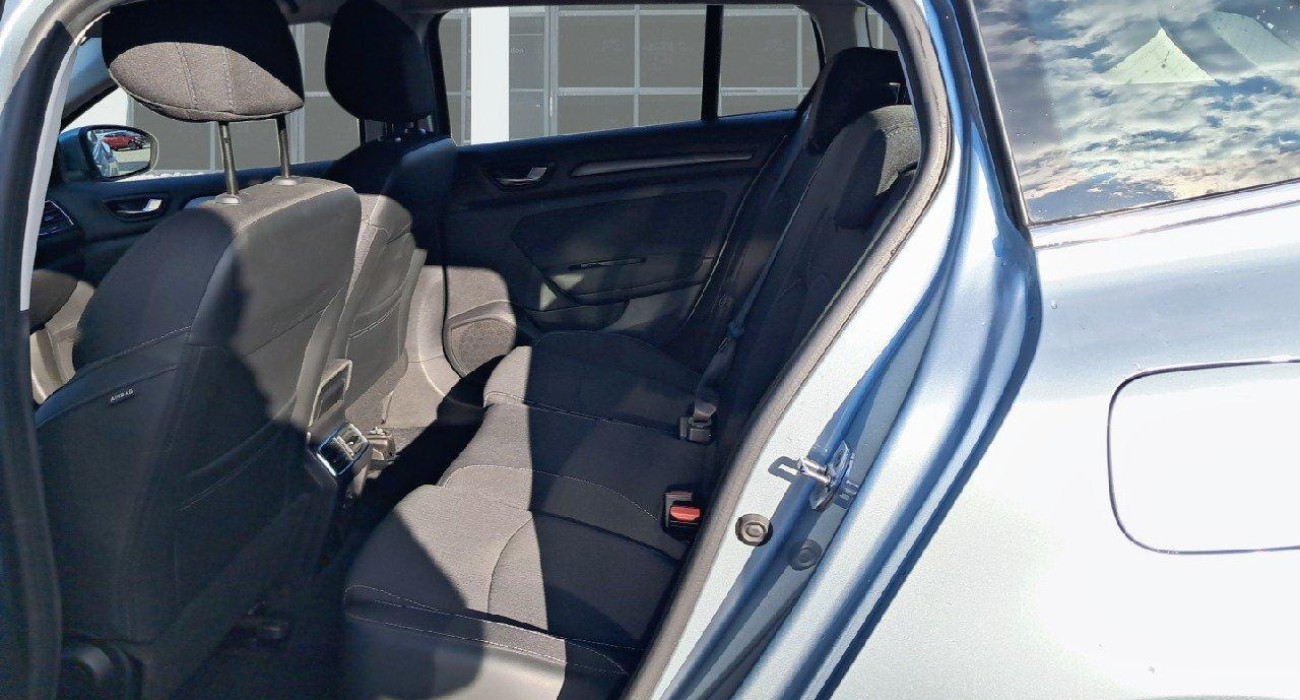 Renault MEGANE ESTATE Mégane IV Estate E-TECH Plug-In Hybride 160 Business 11