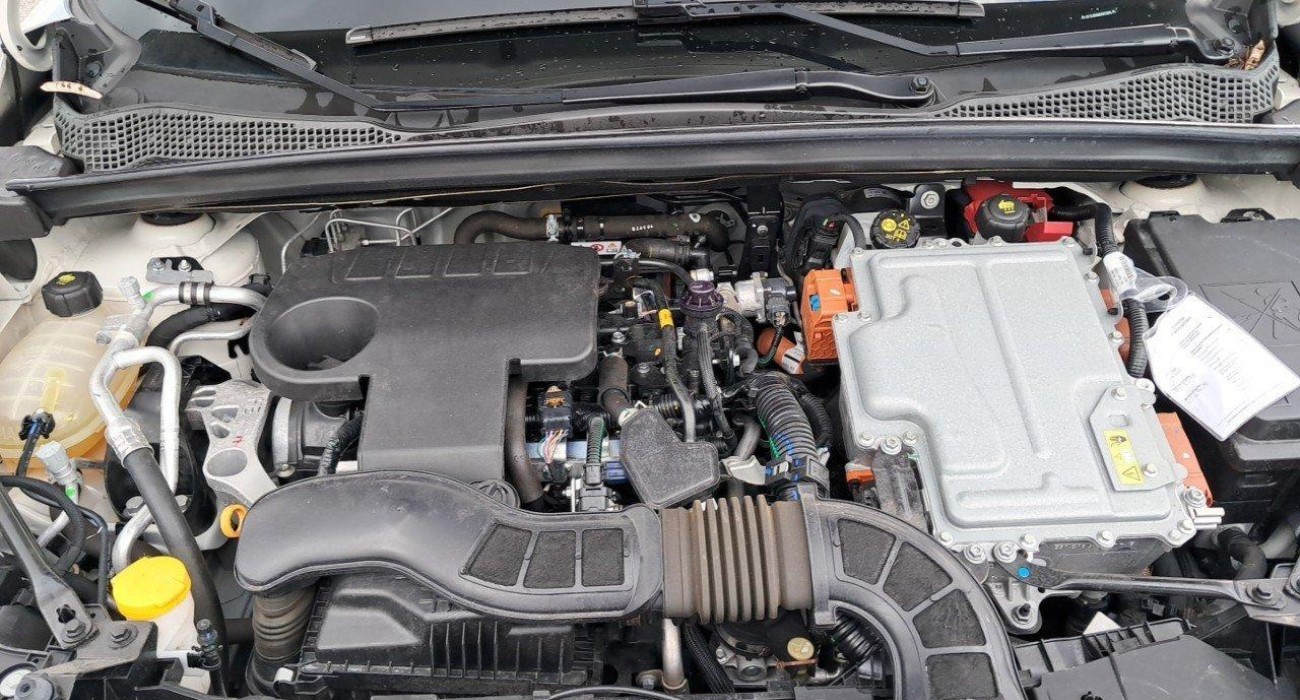 Renault CAPTUR E-Tech Plug-in 160 - 21 Intens 14