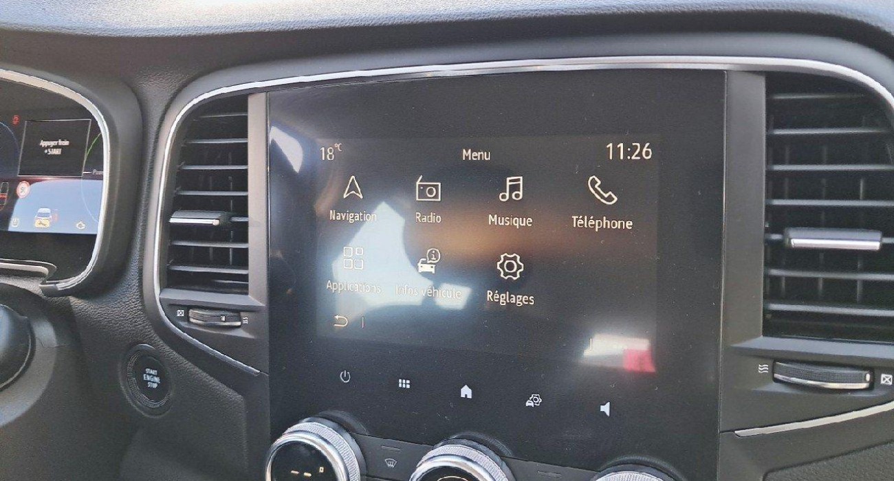 Renault MEGANE ESTATE Mégane IV Estate E-TECH Plug-In Hybride 160 Business 8