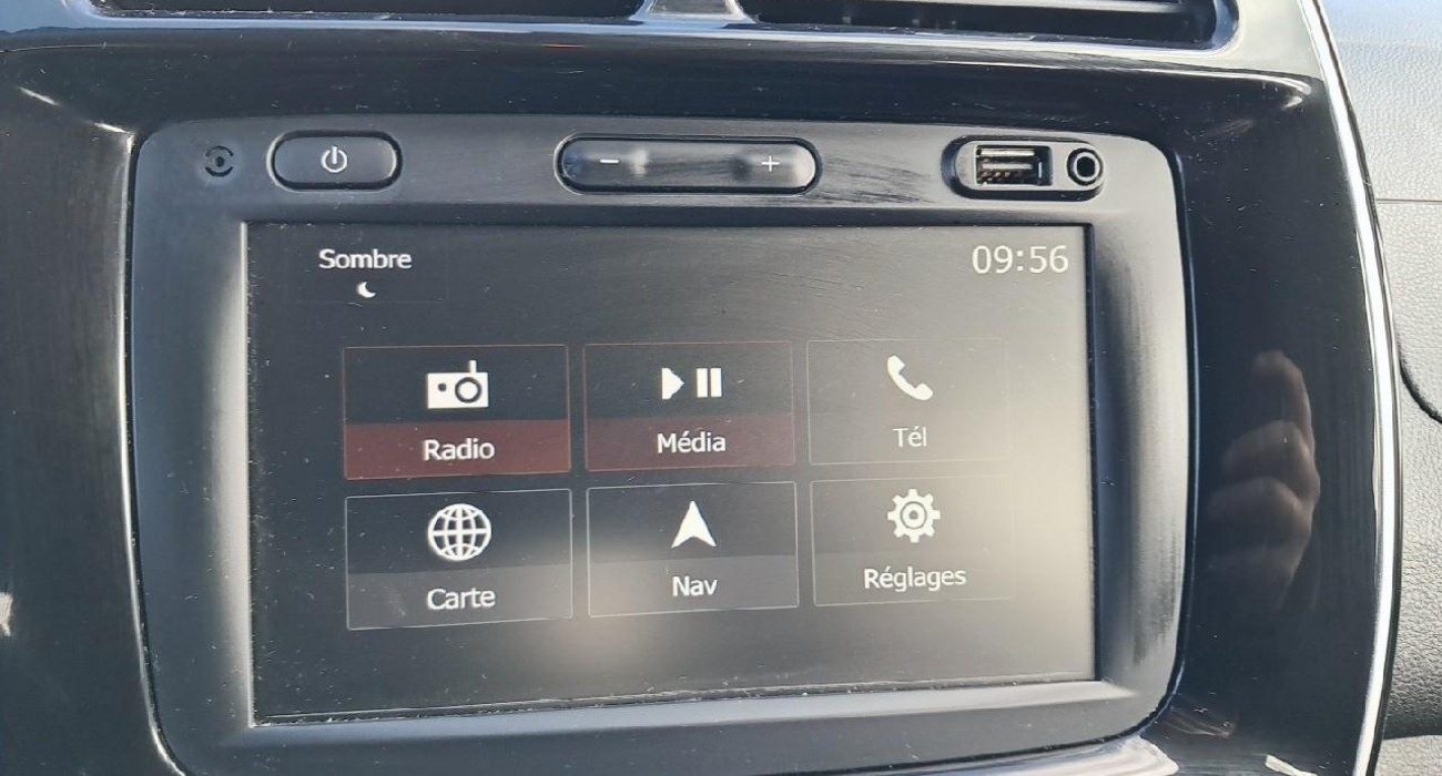 Dacia SPRING Expression 8