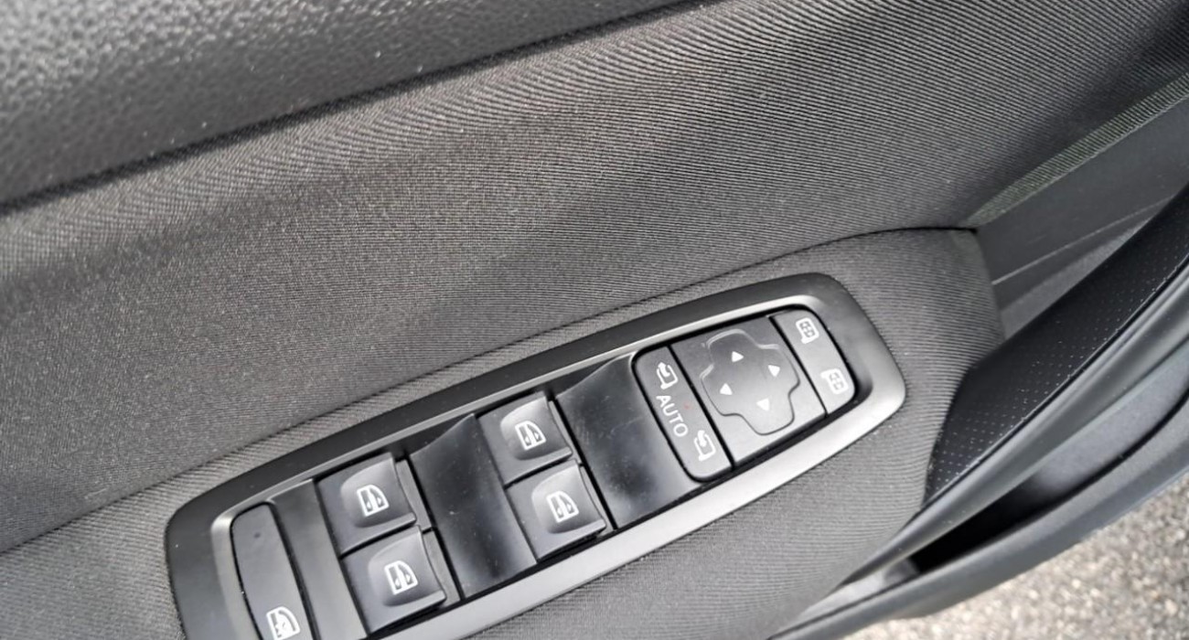 Renault MEGANE ESTATE Mégane IV Estate E-TECH Plug-In Hybride 160 Business 9