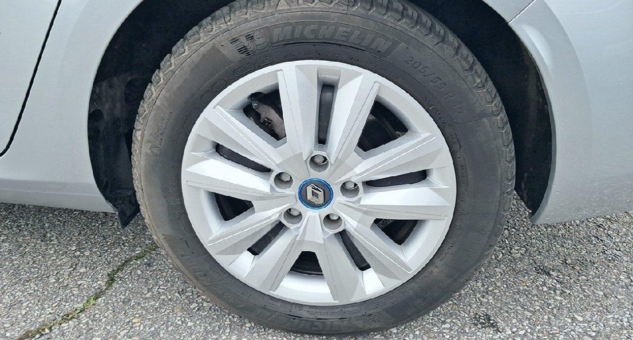 Renault MEGANE ESTATE Mégane IV Estate E-TECH Plug-In Hybride 160 Business 13