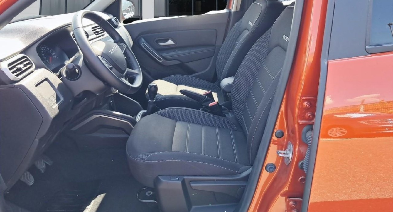 Dacia DUSTER ECO-G 100 4x2 Journey 12