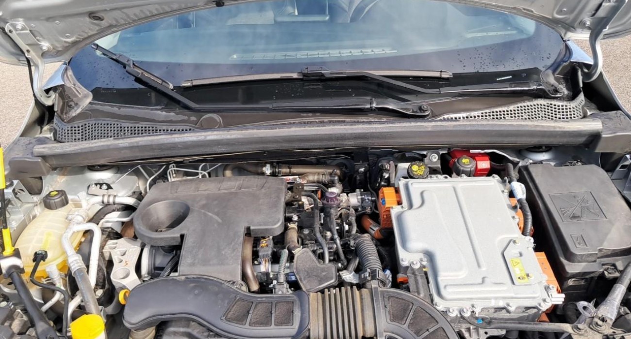 Renault CAPTUR E-Tech Plug-in 160 Intens 14