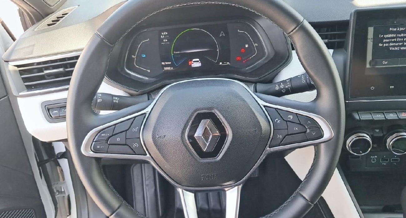 Renault CLIO Clio E-Tech full hybrid 145 Techno 6