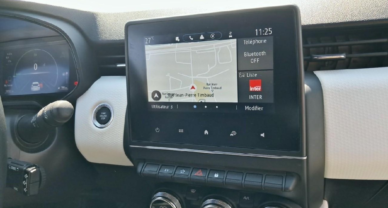 Renault CLIO Clio E-Tech full hybrid 145 Techno 8