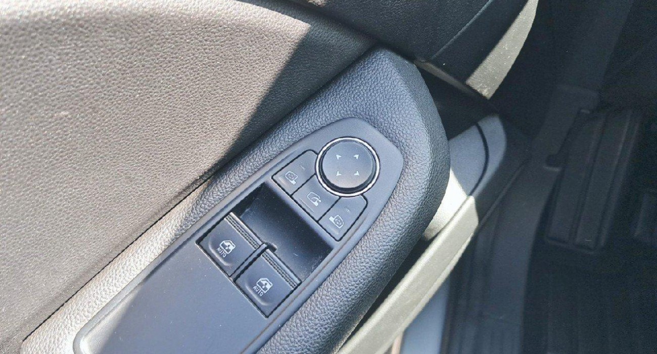 Renault CLIO Clio E-Tech 140 Business 9