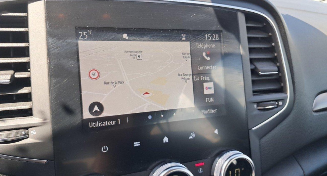 Renault MEGANE ESTATE Mégane IV Estate E-TECH Plug-In Hybride 160 Business 8