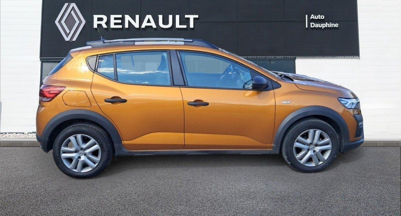 Dacia SANDERO ECO-G 100 - 22 Stepway Essentiel 2