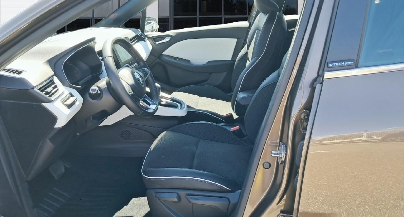 Renault CLIO Clio E-Tech 140 Intens 10