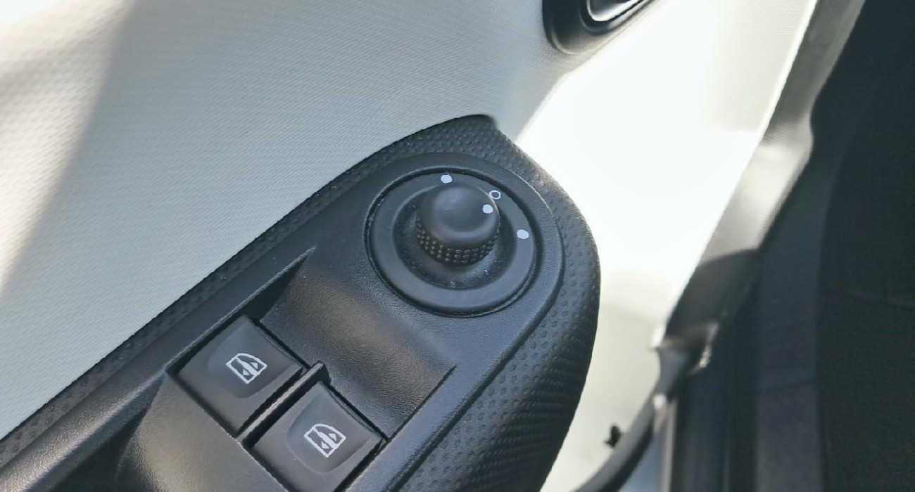 Renault TWINGO Twingo III Achat Intégral - 21 Zen 9