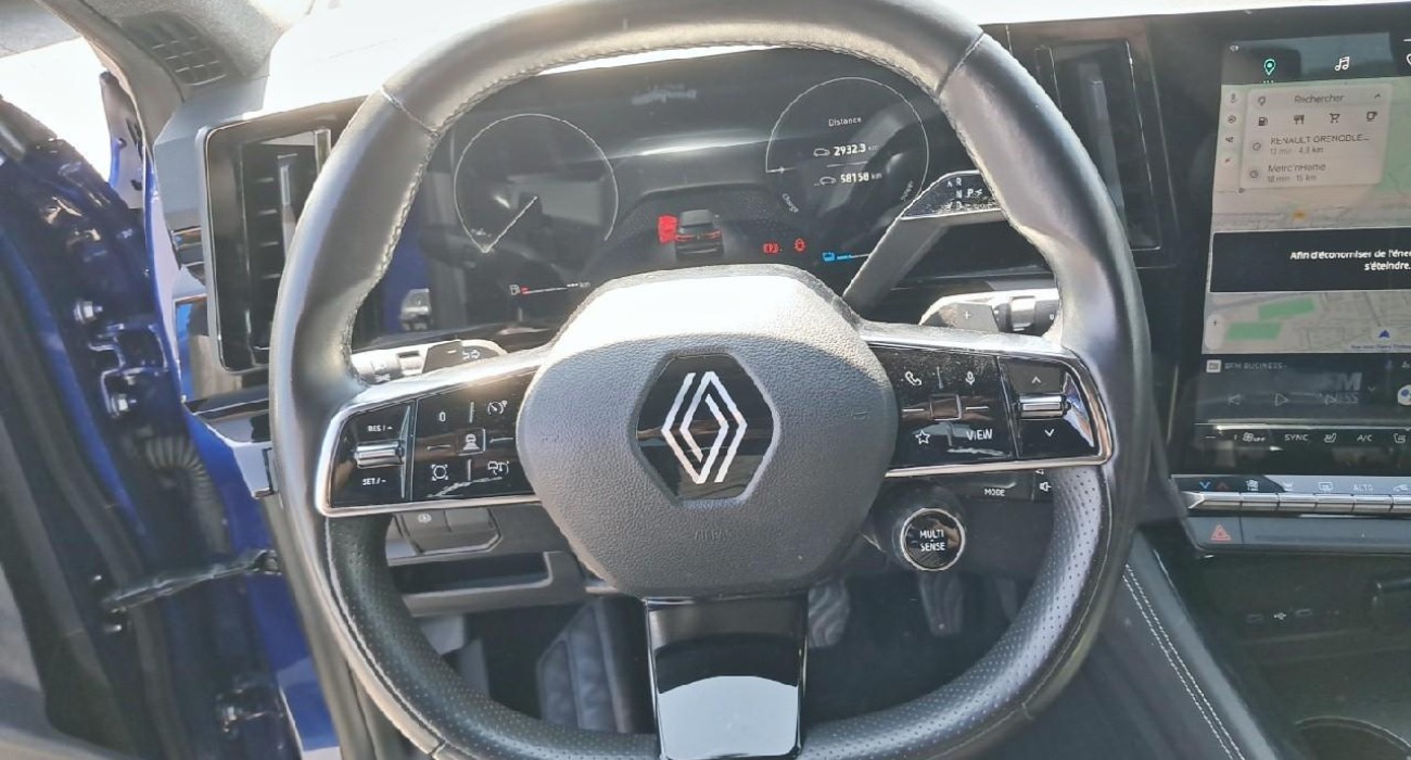 Renault AUSTRAL E-Tech hybrid 200 Iconic 6