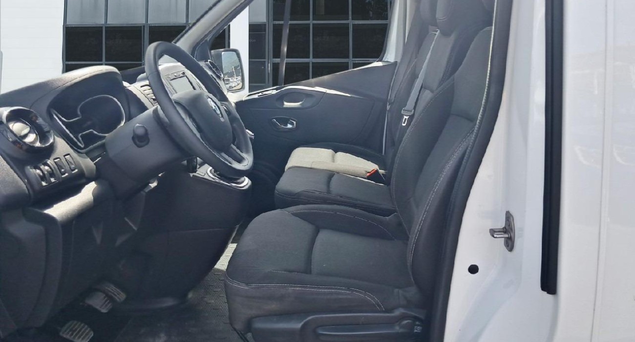 Renault TRAFIC TRAFIC FGN L2H1 1300 KG DCI 120 GRAND CONFORT 10