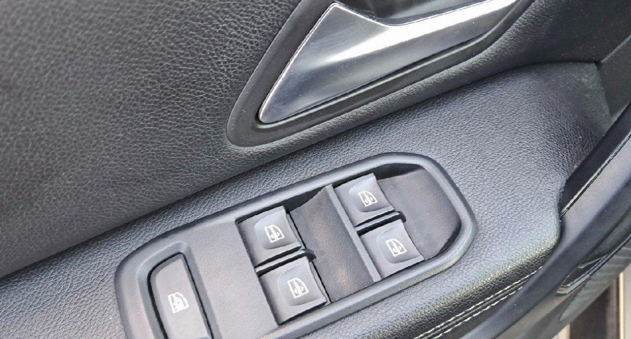 Dacia DUSTER ECO-G 100 4x2 Prestige 9