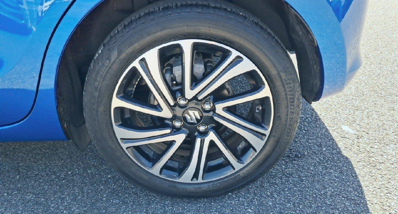 Suzuki SWIFT 1.2 Dualjet Hybrid Pack 13