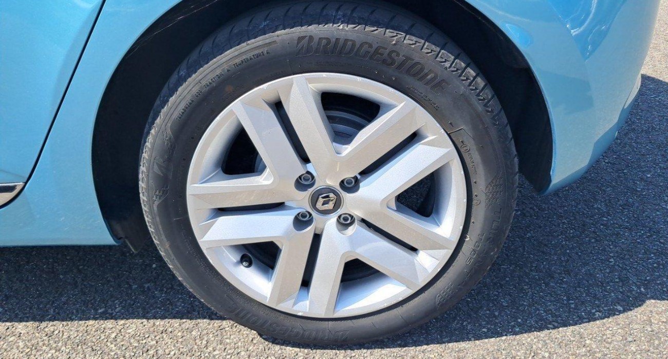 Renault CLIO Clio E-Tech 140 - 21 Business 13