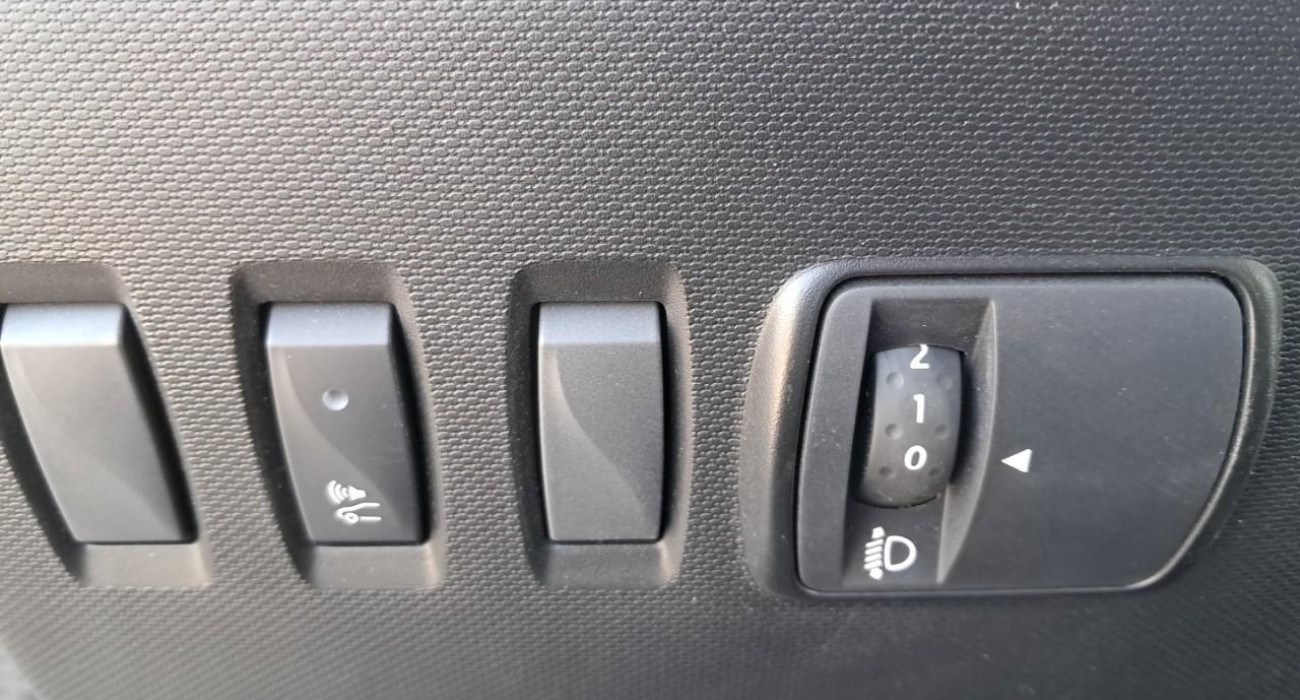 Renault TWINGO Twingo III Achat Intégral Zen 15