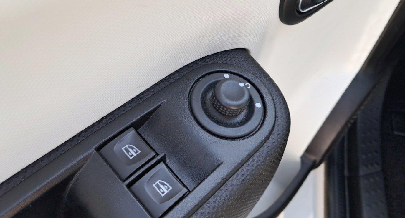 Renault TWINGO Twingo III E-Tech Equilibre 9