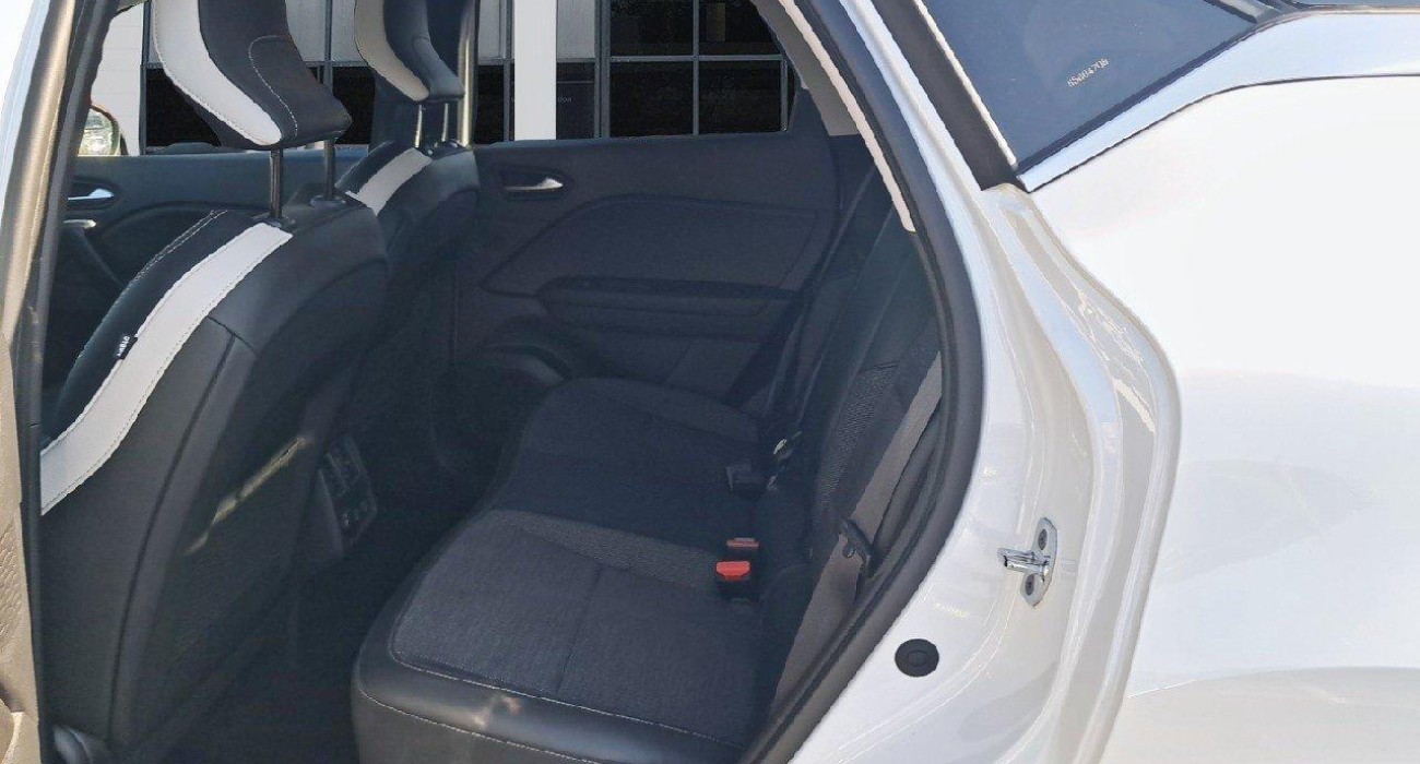 Renault CAPTUR TCe 100 GPL Intens 11