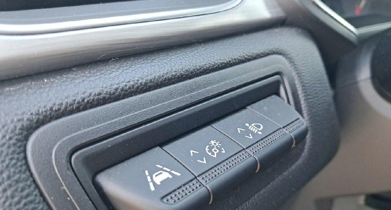 Renault CAPTUR TCe 100 GPL Intens 15