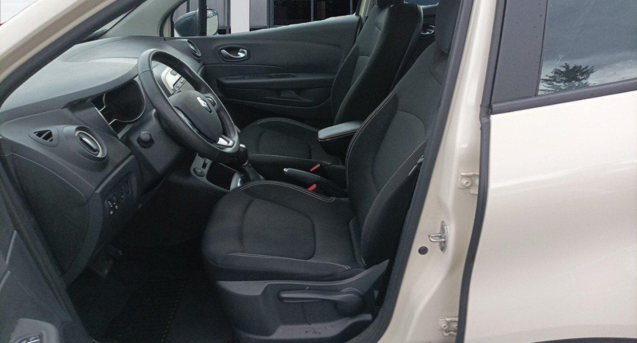 Renault CAPTUR TCe 120 Energy EDC Zen 14
