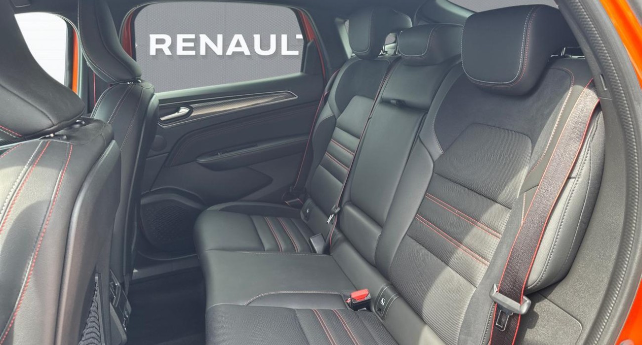 Renault ARKANA E-Tech 145 - 21B R.S. Line 11