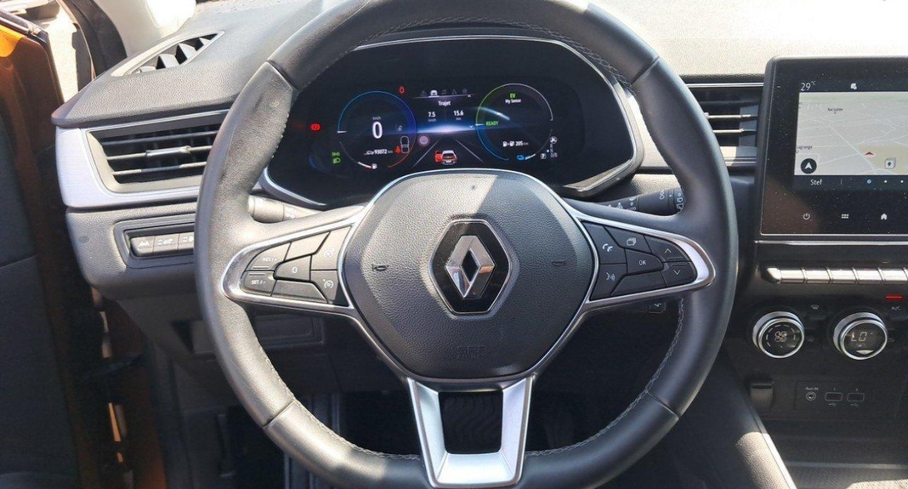 Renault CAPTUR E-Tech Plug-in 160 Intens 6