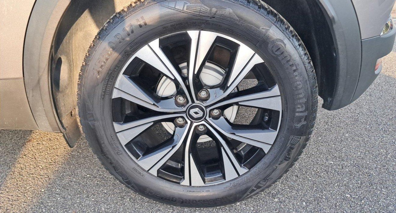Renault CAPTUR TCe 90 Techno 13