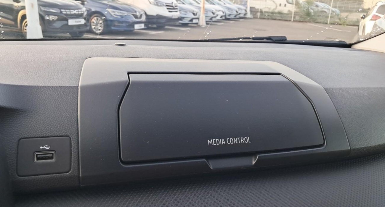 Dacia SANDERO ECO-G 100 Stepway Essentiel 8