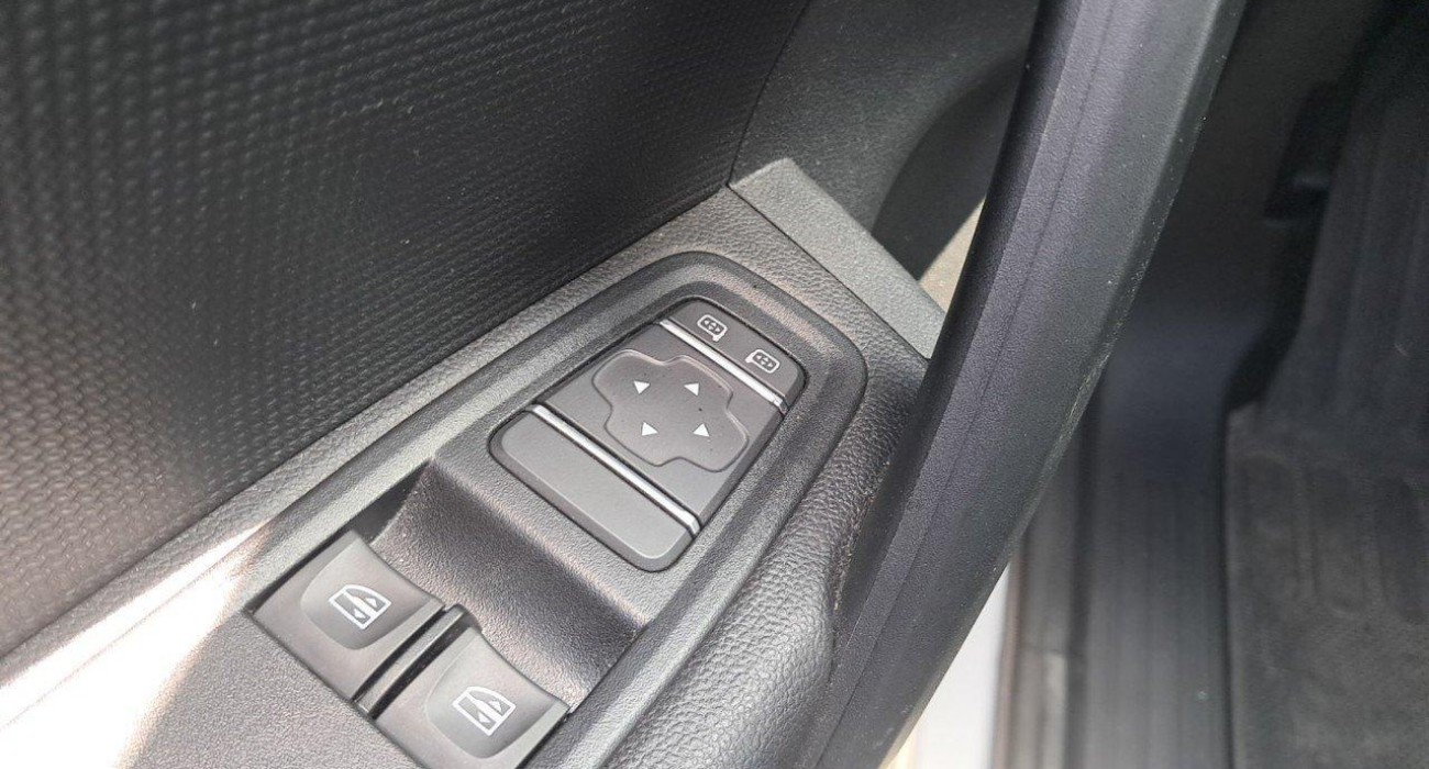 Renault KANGOO EXPRESS BLUE DCI 95 GRAND CONFORT- 22 9