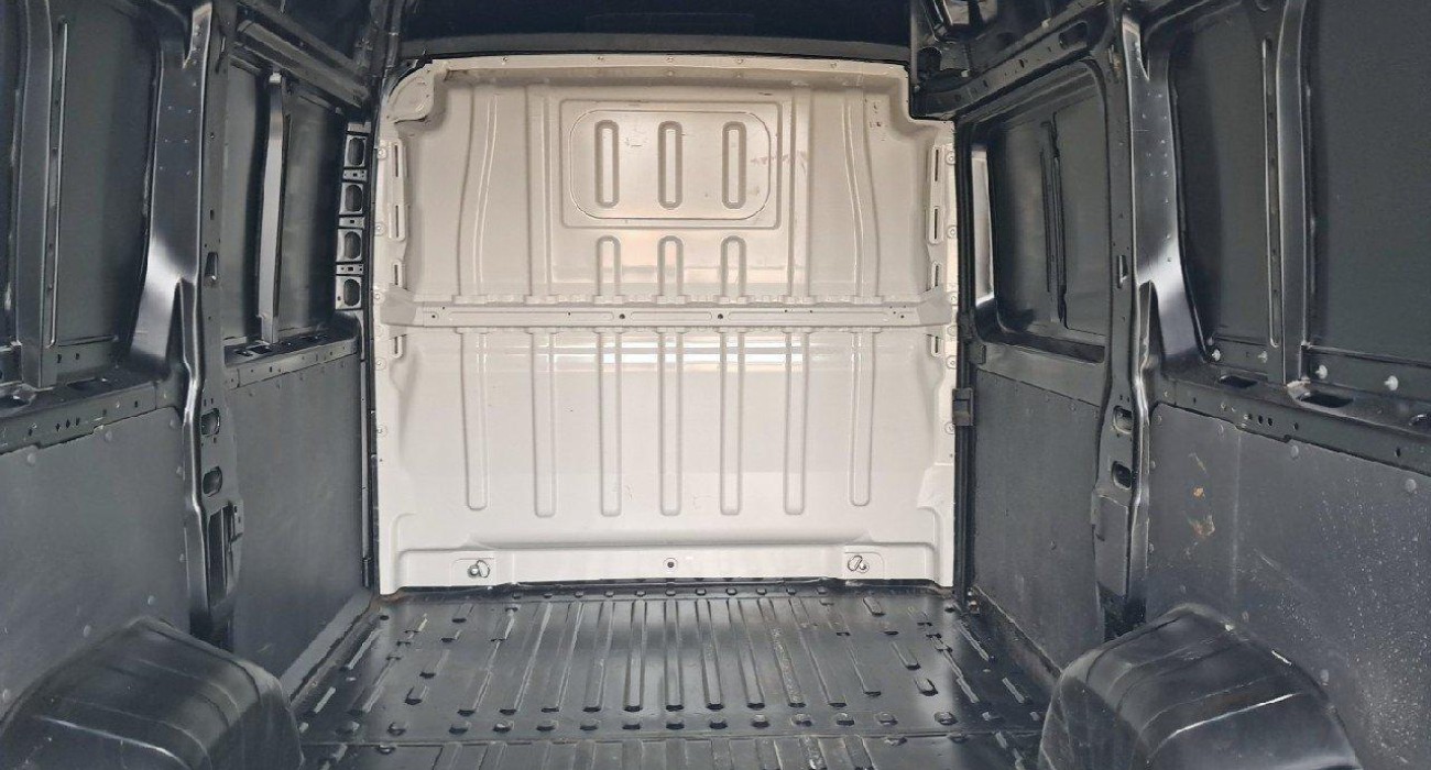 Opel MERIVA MOVANO FGN 3.3T L1H2 140 CH PACK CLIM 12