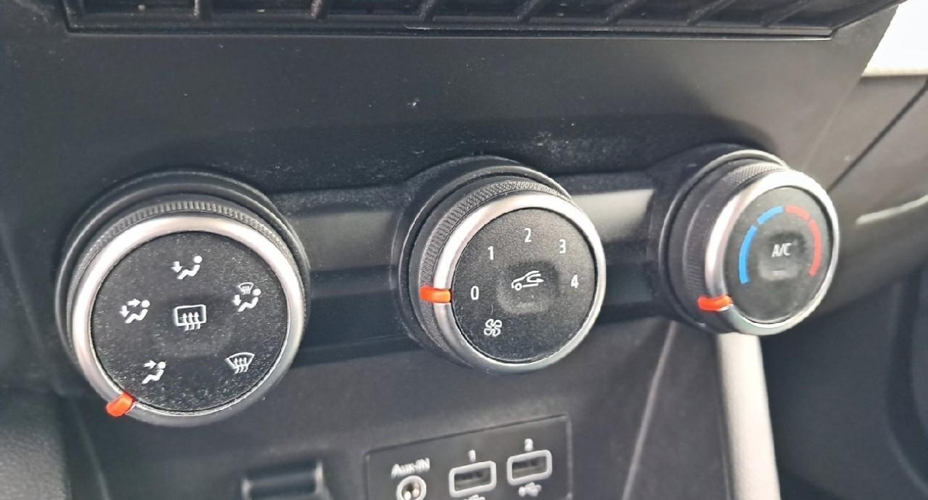 Renault CLIO Clio Blue dCi 100 Evolution 12