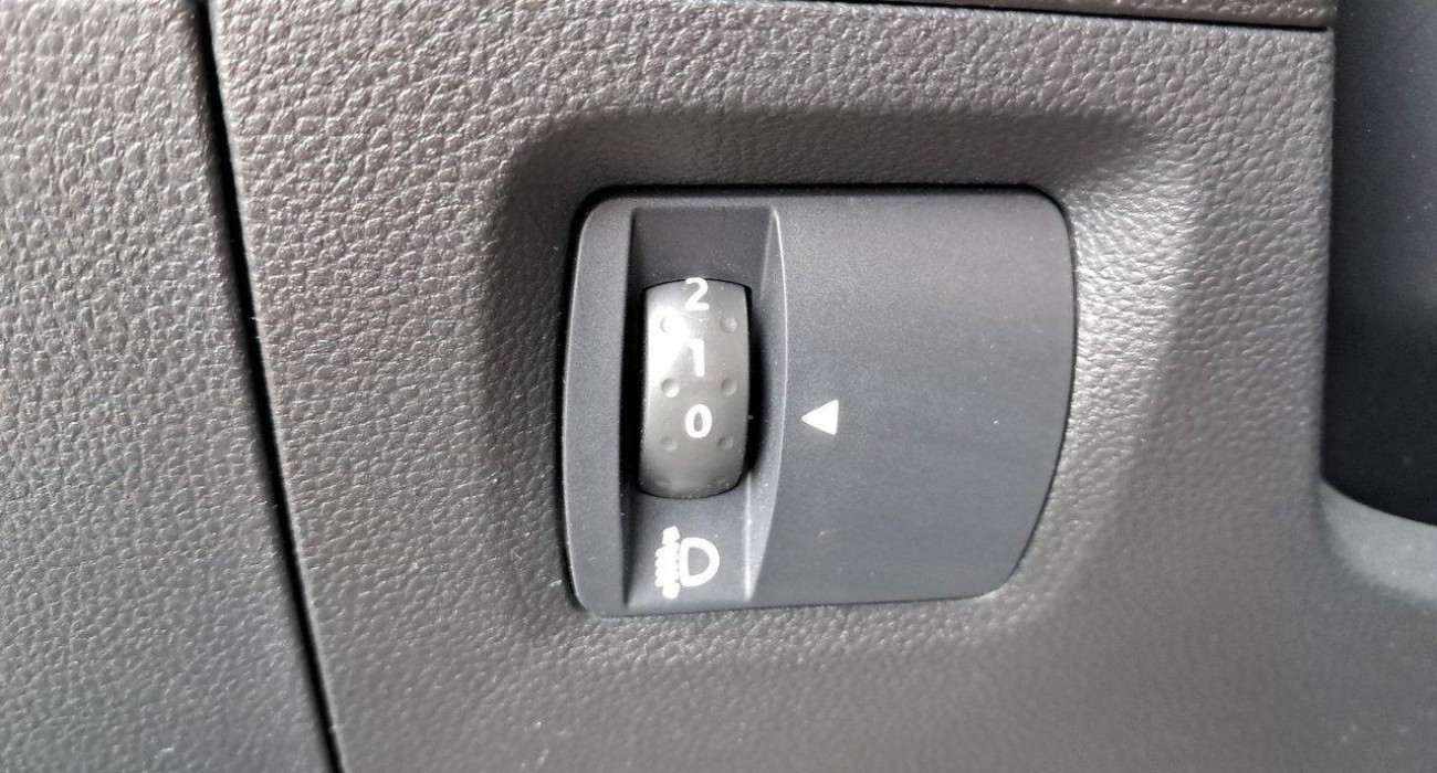Dacia SANDERO TCe 90 Expression 15