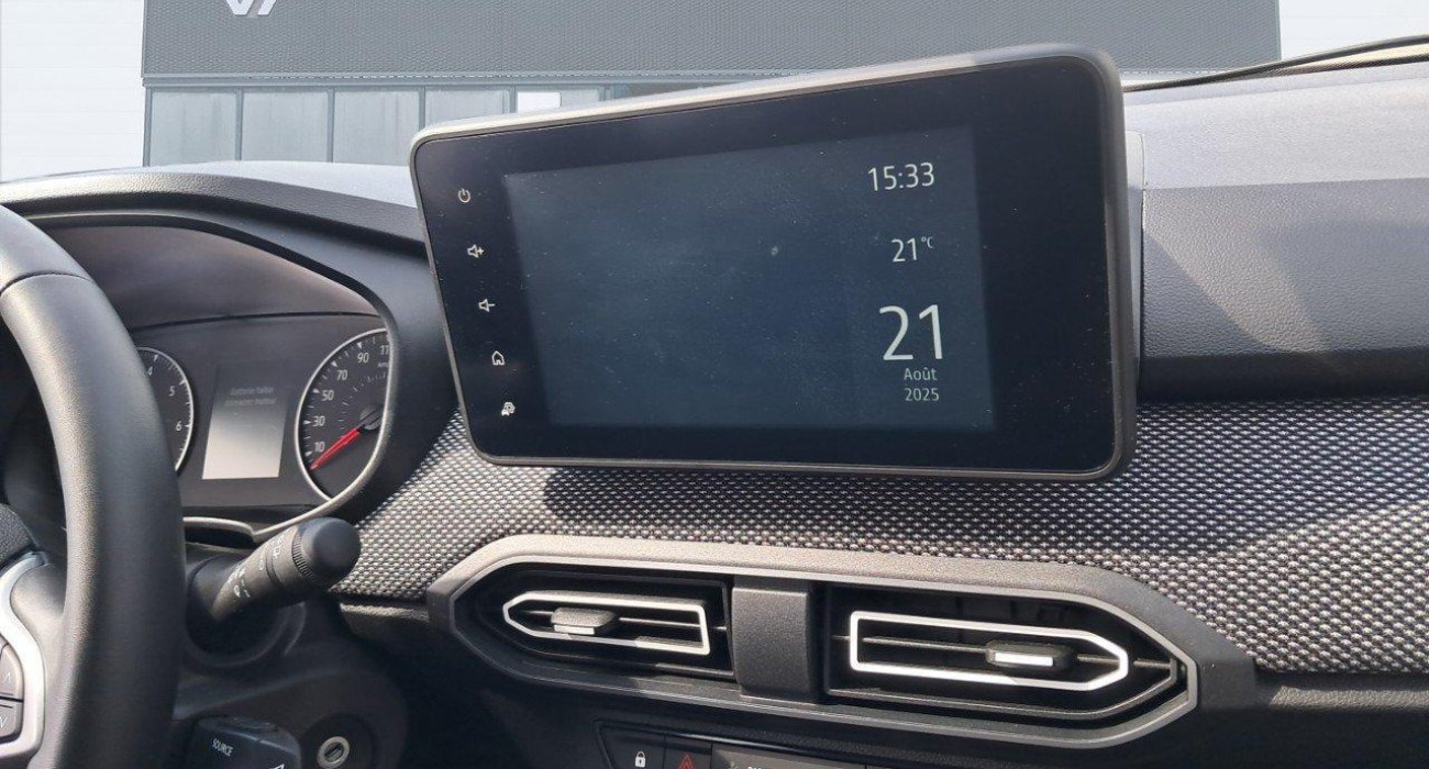 Dacia SANDERO TCe 90 Expression 8