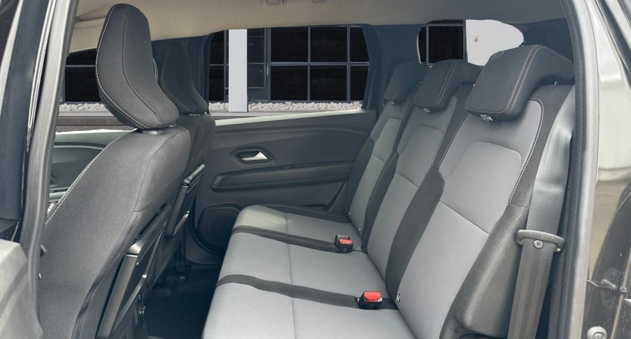 Dacia JOGGER Hybrid 140 7 places GSR2 Extreme + 14