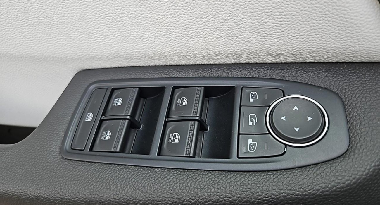 Renault CLIO Clio E-Tech full hybrid 145 Techno 9