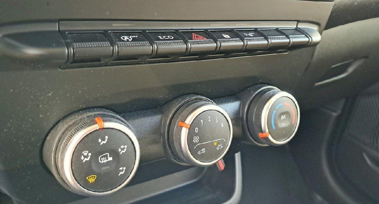 Renault EXPRESS VAN BLUE DCI 95 CONFORT 7