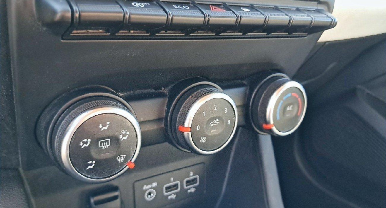 Renault CLIO Clio Blue dCi 100 Evolution 7