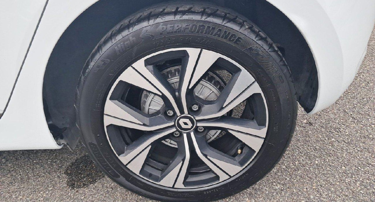 Renault CLIO Clio Blue dCi 100 Evolution 13