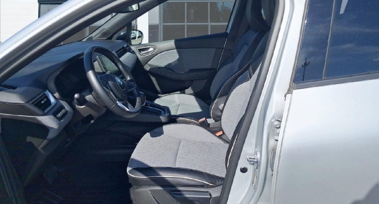 Renault CLIO Clio E-Tech 140 - 21N SL Lutecia 10