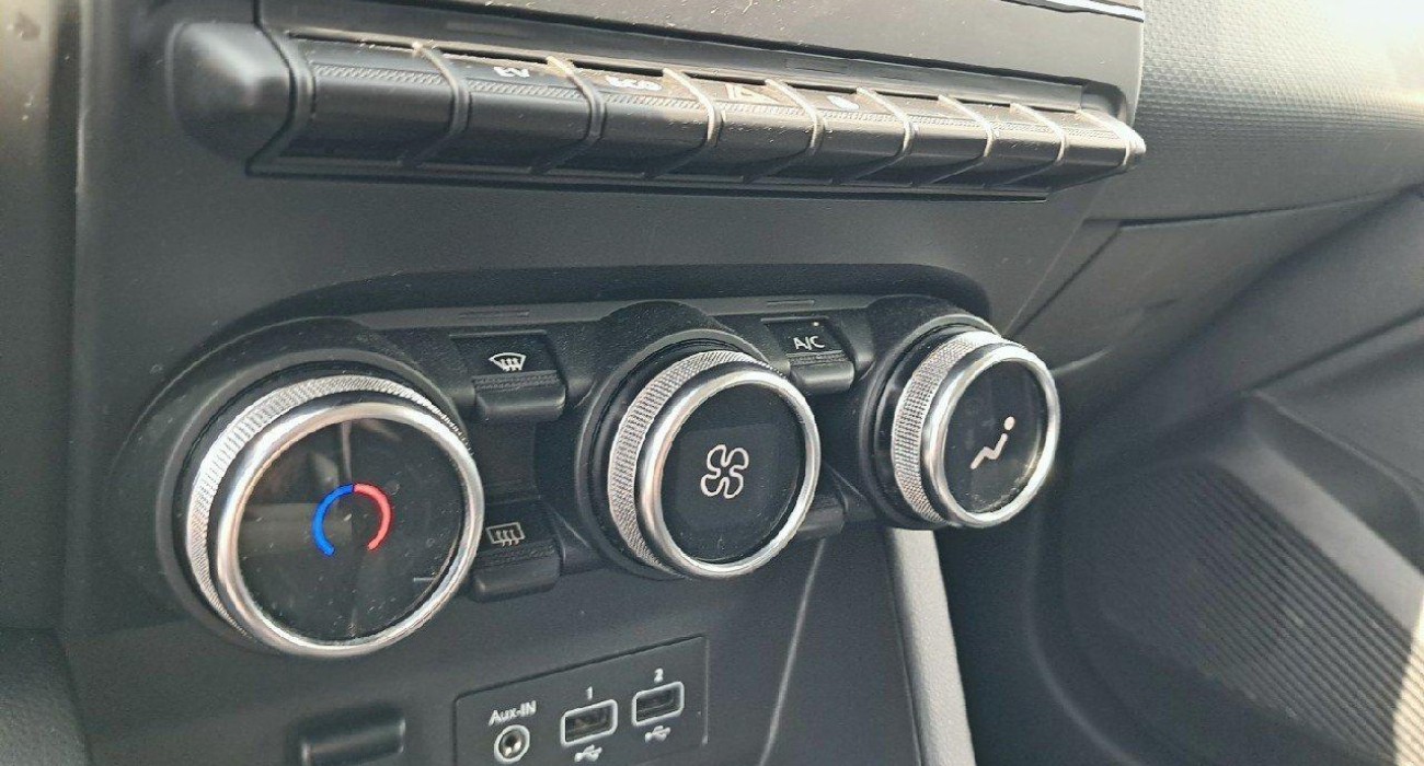 Renault CLIO Clio E-Tech 140 - 21 Business 7