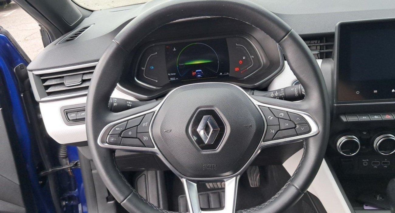 Renault CLIO Clio E-Tech 140 Intens 6