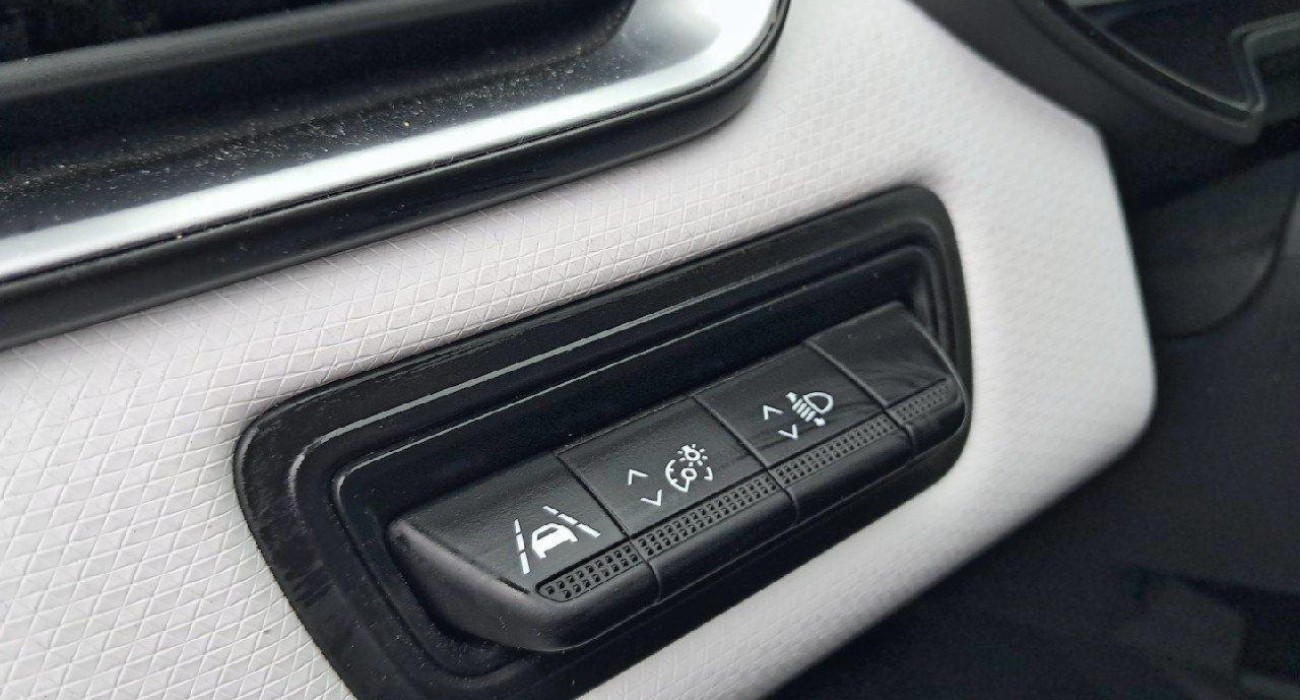 Renault CLIO Clio E-Tech full hybrid 145 Techno 15