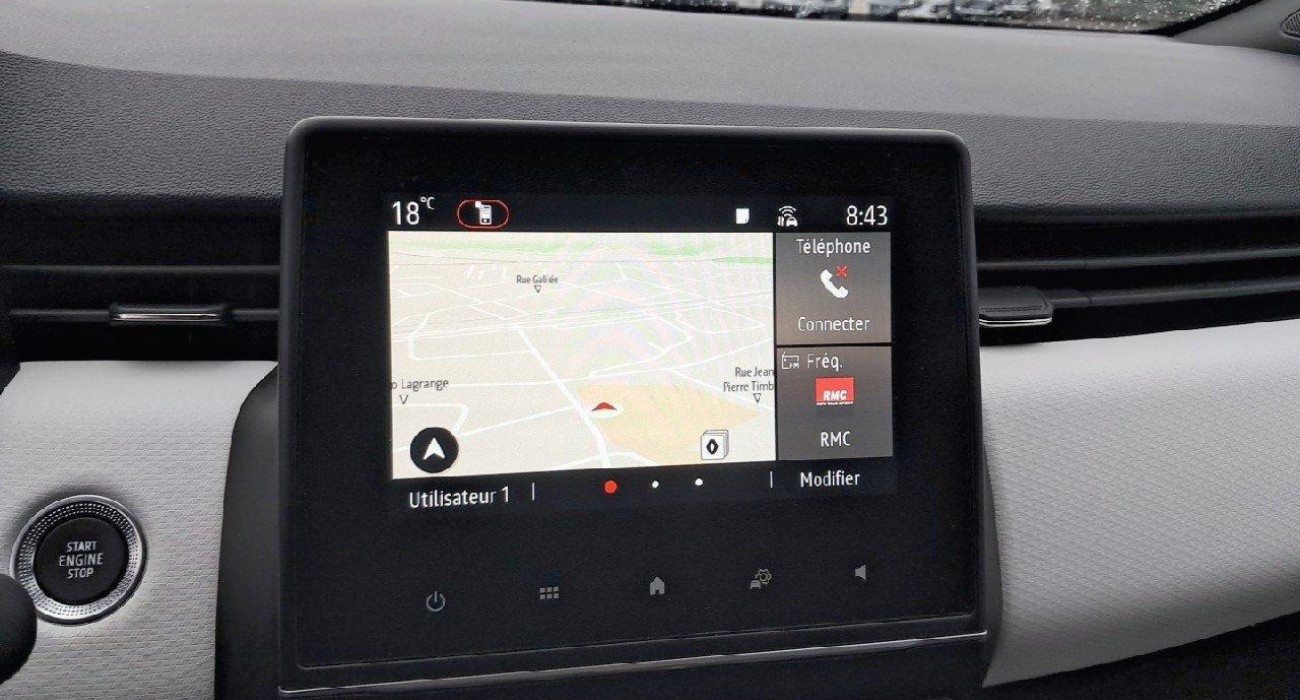 Renault CLIO Clio E-Tech full hybrid 145 Techno 8