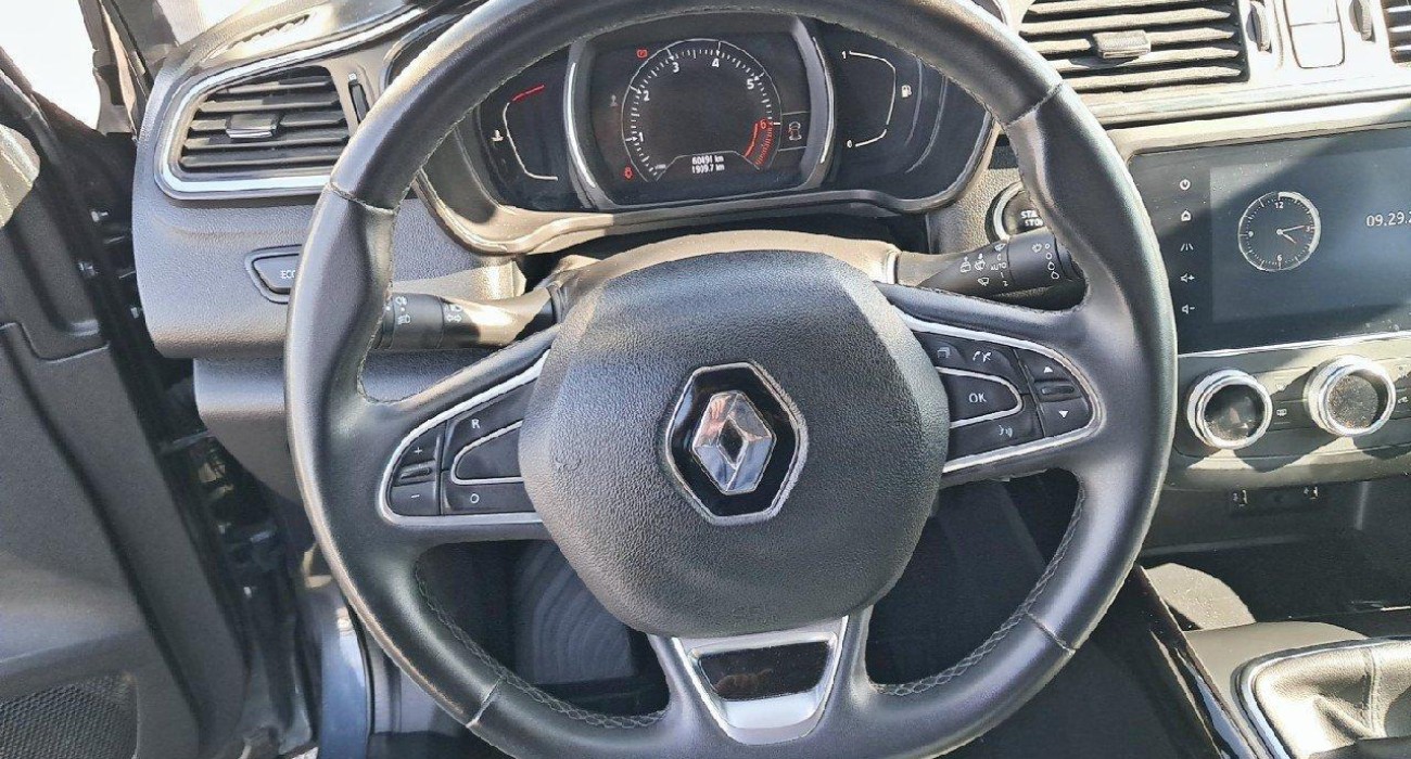 Renault KADJAR TCe 140 FAP Business 6