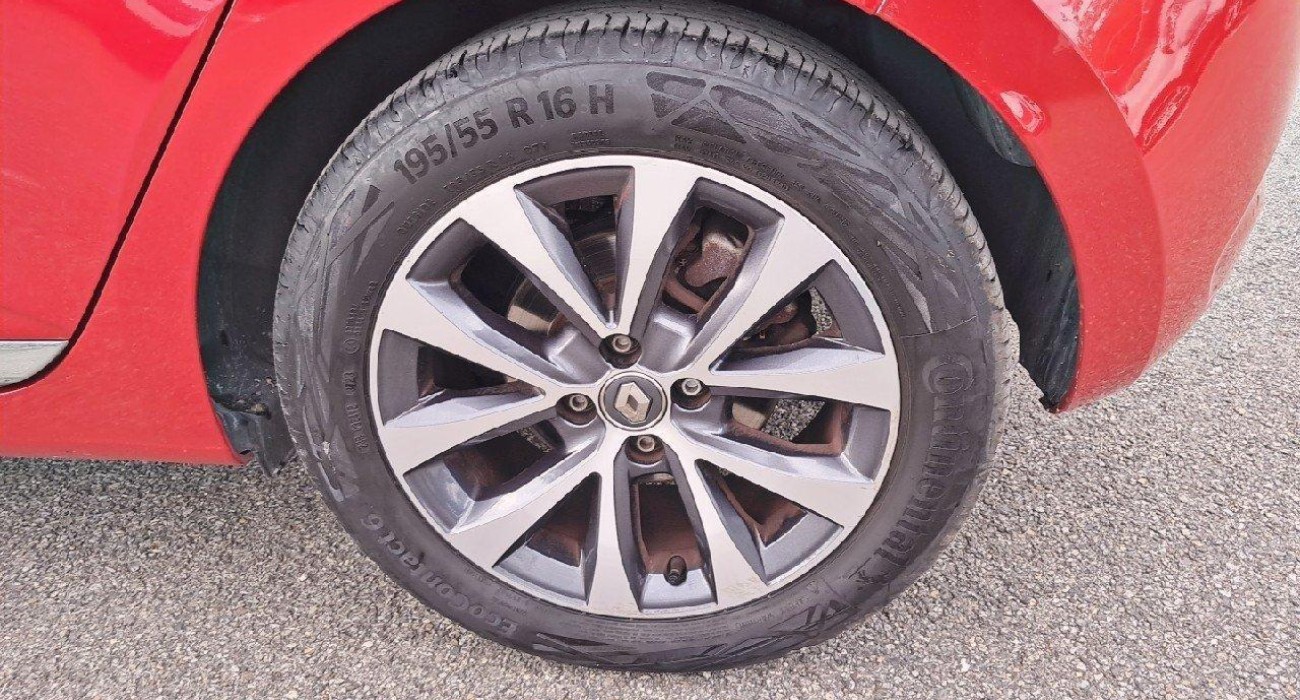Renault CLIO Clio E-Tech 140 Intens 13