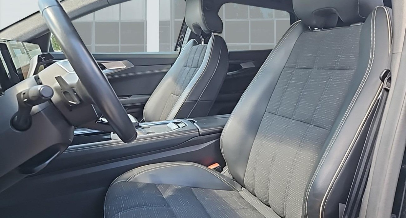 Renault AUSTRAL E-Tech hybrid 200 Iconic 10